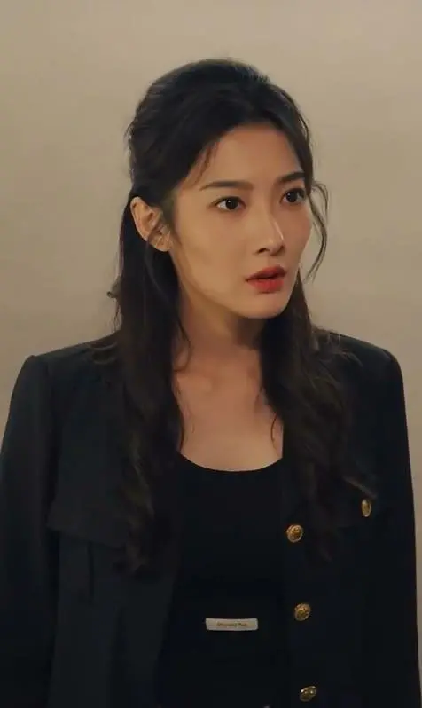 《分手后我成了首富掌中宝》：爆笑逆袭！看落魄千金如何玩转豪门！